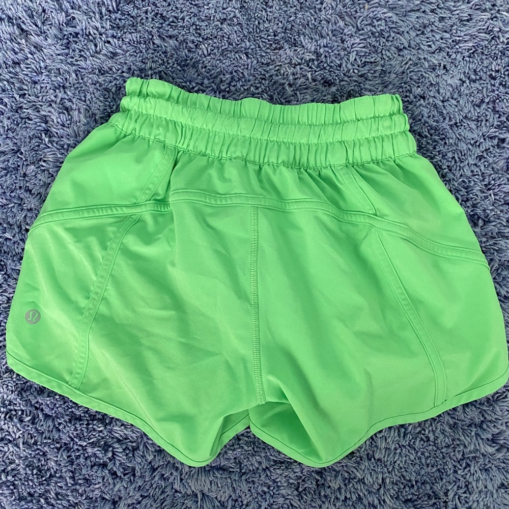 lululemon tracker shorts